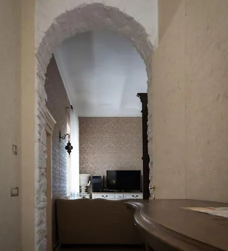 Merulana Penthouse: 5 Minutes Walk From Colosseum * Rome